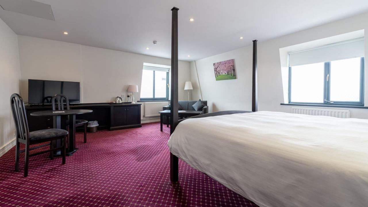 Marine Court Hotel Bangor  Kültér fotó