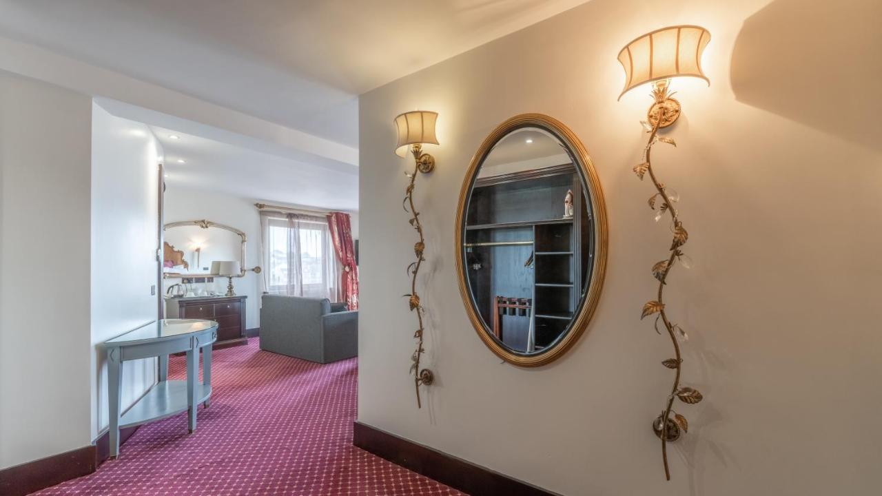 Marine Court Hotel Bangor  Kültér fotó